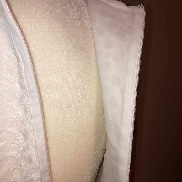 Sz 8 White House Black Market White Crochet Halter Shift Dress - Picture 14 of 17